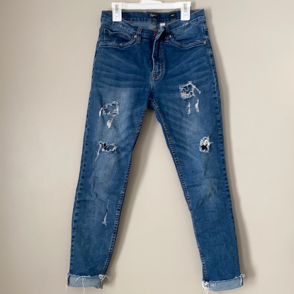 Supplies. Size 4 distressed Jean. Ankle crop.